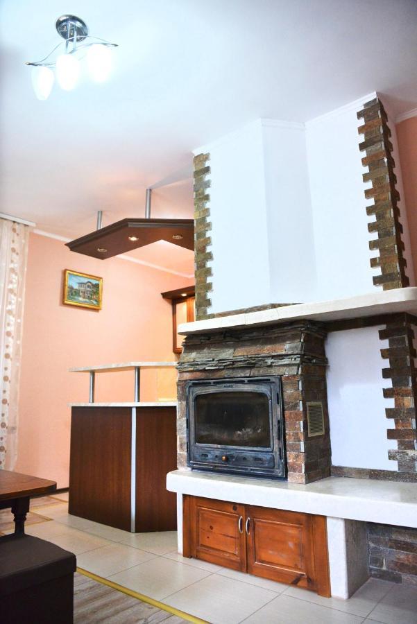 Ивелия Къща За Гости Dospat Exterior foto